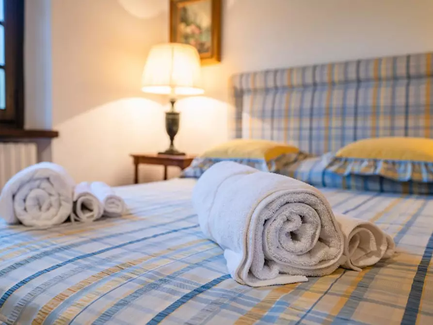 Immagine 73 di Villa in vendita  a Camaiore