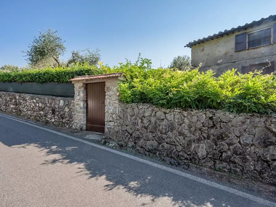 Immagine 81 di Villa in vendita  a Camaiore