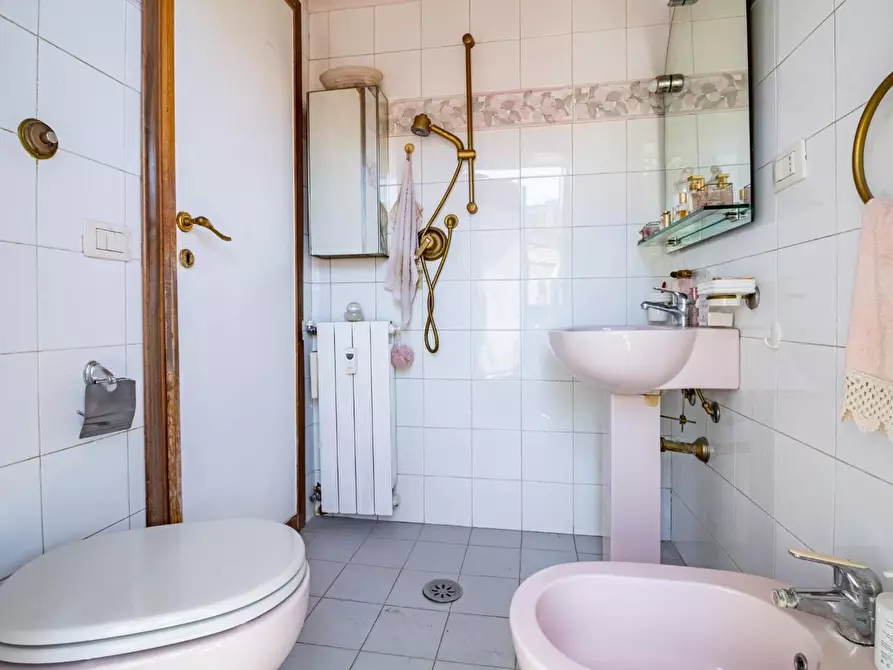 Immagine 5 di Appartamento in vendita  a Pisa