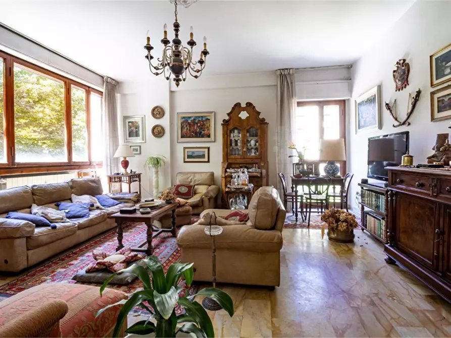 Immagine 16 di Appartamento in vendita  a Pisa