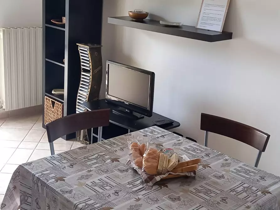 Immagine 2 di Appartamento in affitto  a Ortonovo