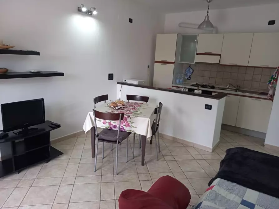 Immagine 1 di Appartamento in affitto  a Ortonovo