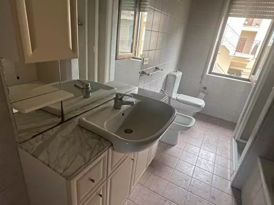 Immagine 30 di Villa in vendita  a Massa