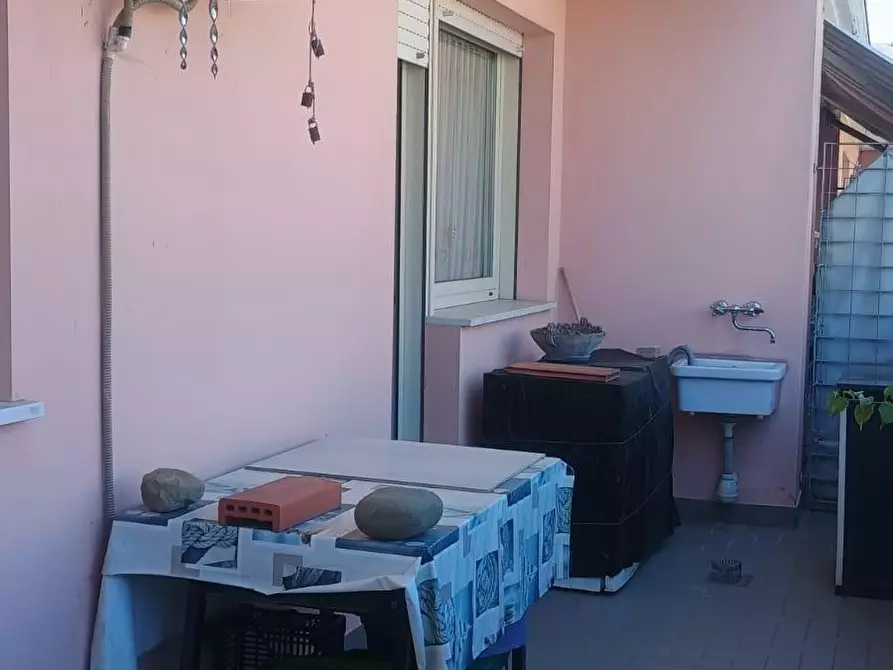 Immagine 14 di Mansarda in vendita  a Viareggio