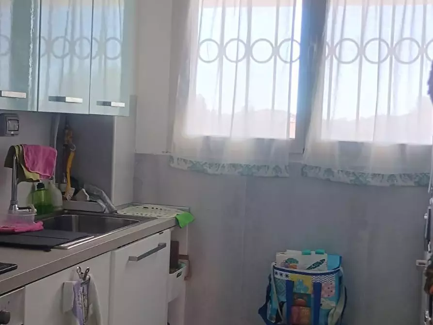 Immagine 10 di Mansarda in vendita  a Viareggio