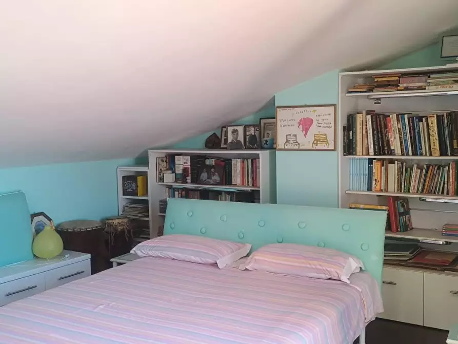 Immagine 24 di Mansarda in vendita  a Viareggio