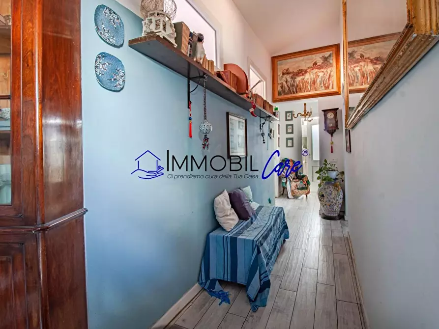 Immagine 4 di Appartamento in vendita  a Livorno