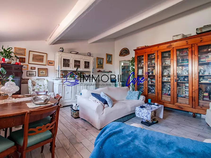 Immagine 1 di Appartamento in vendita  a Livorno