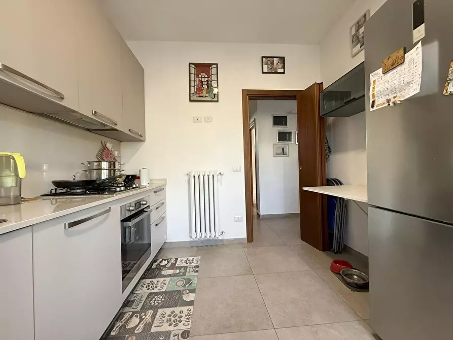 Immagine 5 di Appartamento in vendita  a Siena