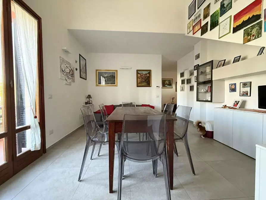 Immagine 2 di Appartamento in vendita  a Siena