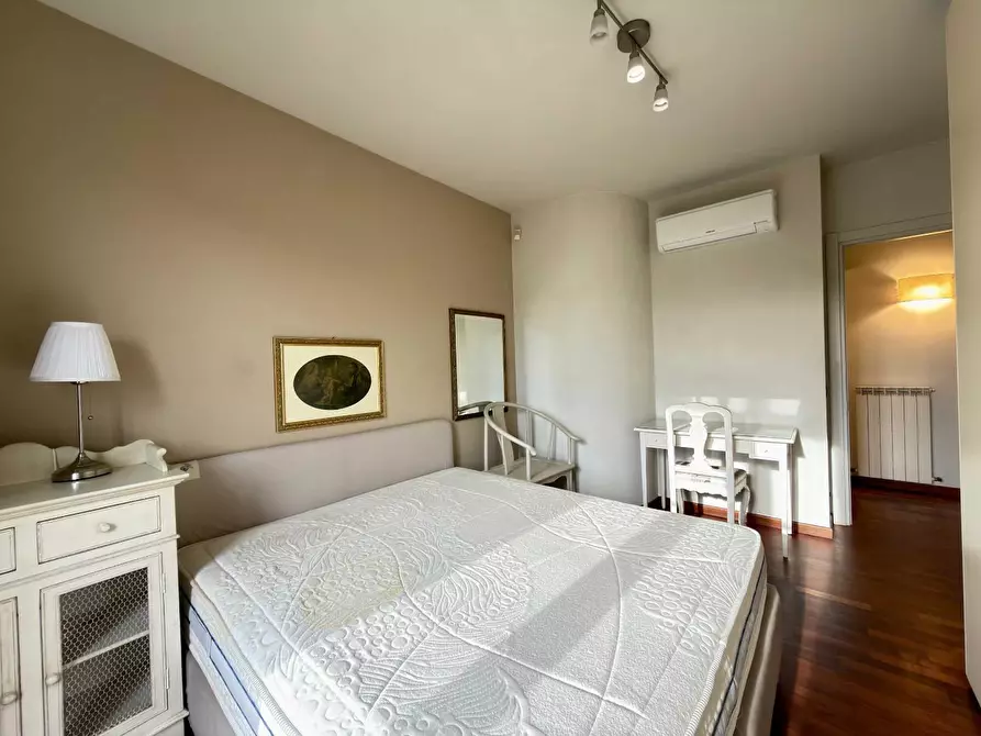 Immagine 45 di Villa in vendita  a Lucca