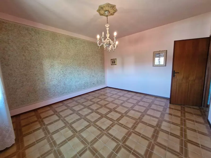 Immagine 29 di Villetta a schiera in vendita  a Campiglia Marittima