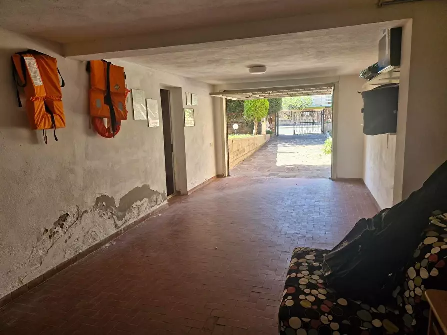 Immagine 7 di Villetta a schiera in vendita  a Campiglia Marittima