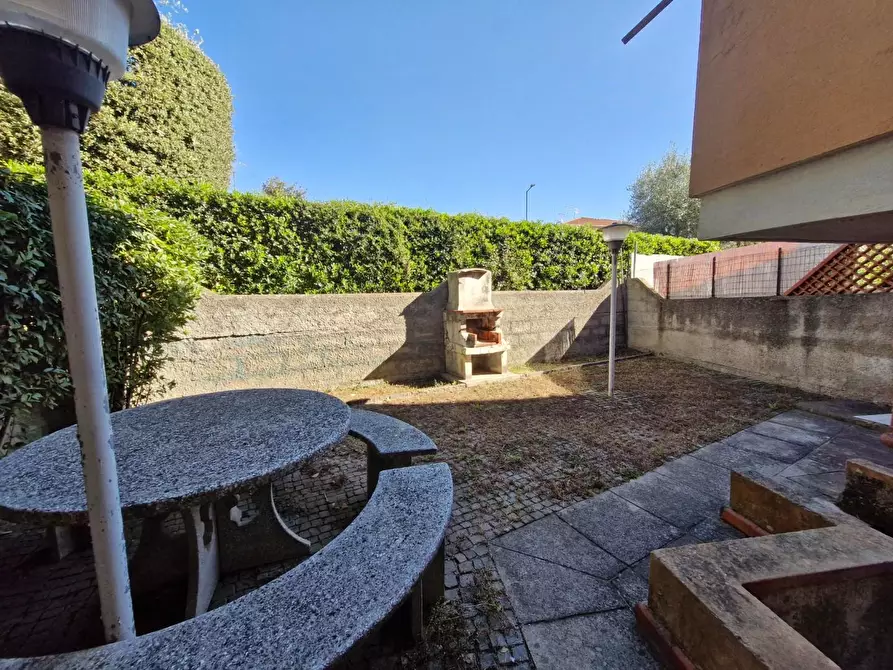 Immagine 9 di Villetta a schiera in vendita  a Campiglia Marittima