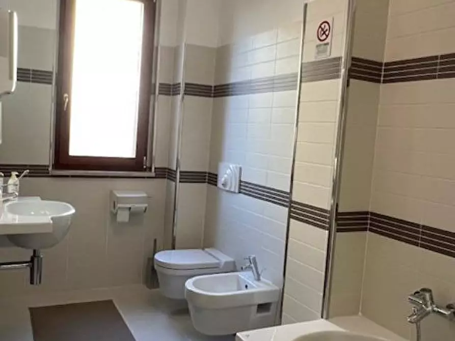 Immagine 24 di Appartamento in vendita  a Siena