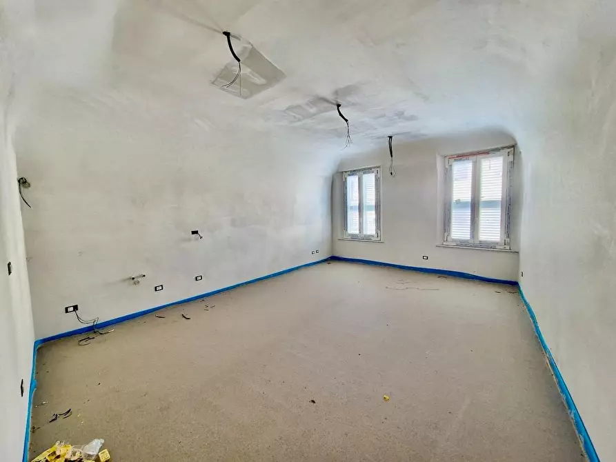 Immagine 13 di Appartamento in vendita  a Pisa