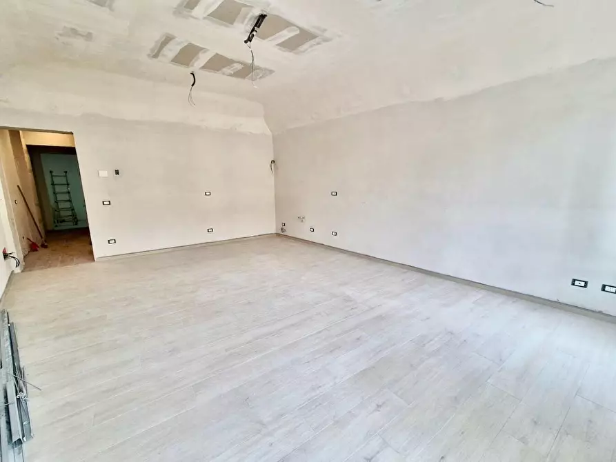 Immagine 7 di Appartamento in vendita  a Pisa