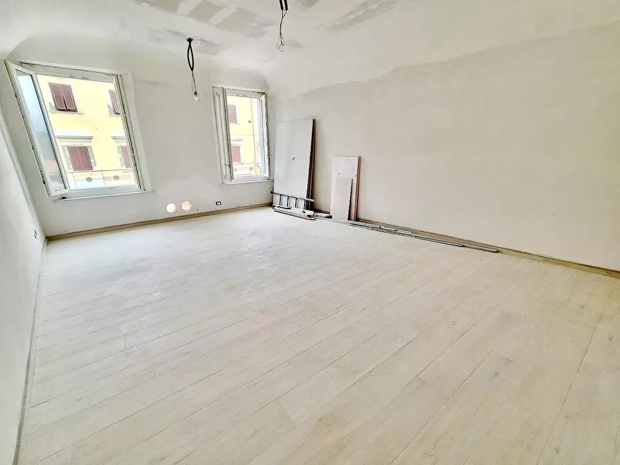 Immagine 5 di Appartamento in vendita  a Pisa