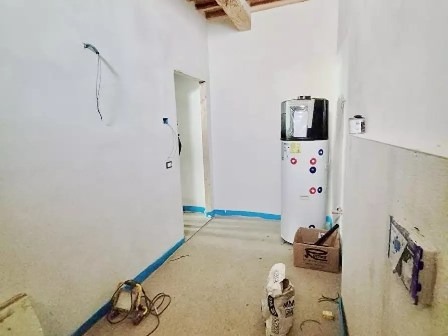 Immagine 18 di Appartamento in vendita  a Pisa