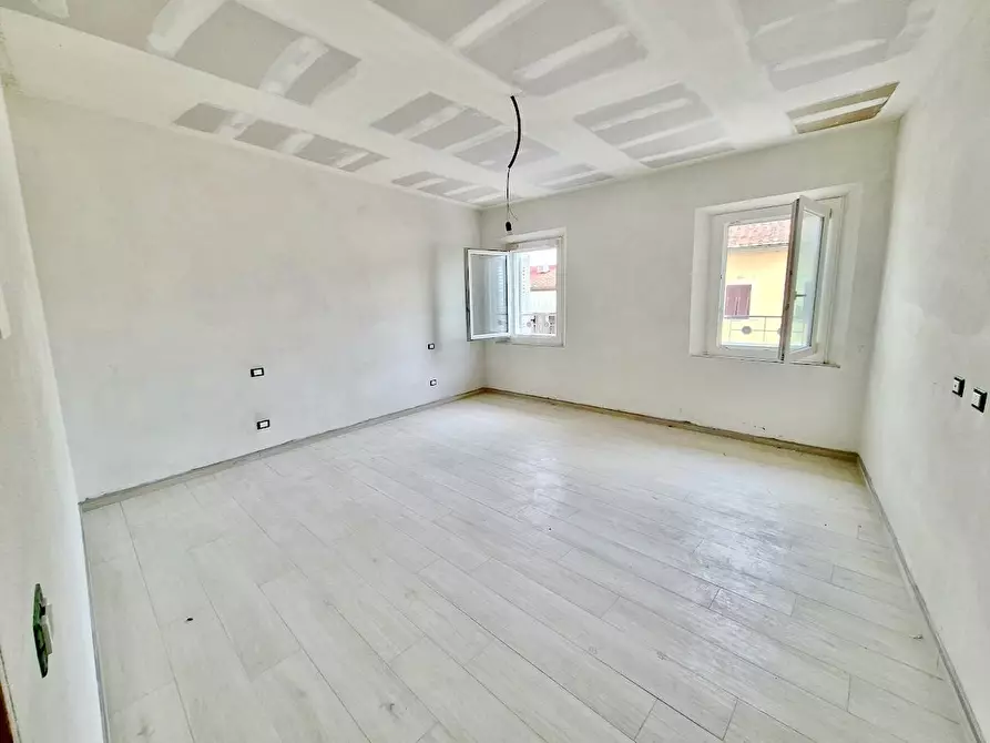 Immagine 15 di Appartamento in vendita  a Pisa