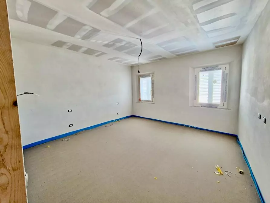 Immagine 21 di Appartamento in vendita  a Pisa