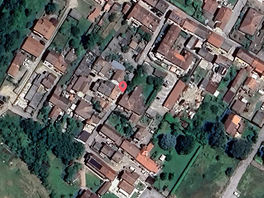 Immagine 2 di Garage in vendita  a Linarolo