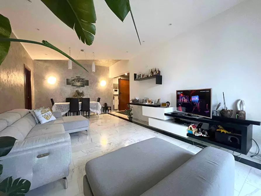 Immagine 2 di Appartamento in vendita  a La Spezia