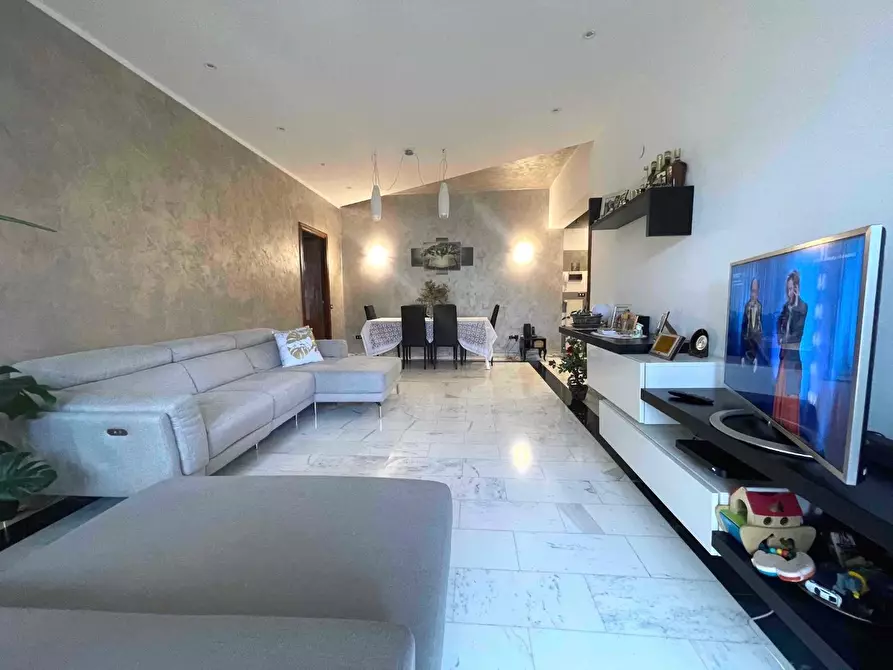 Immagine 1 di Appartamento in vendita  a La Spezia