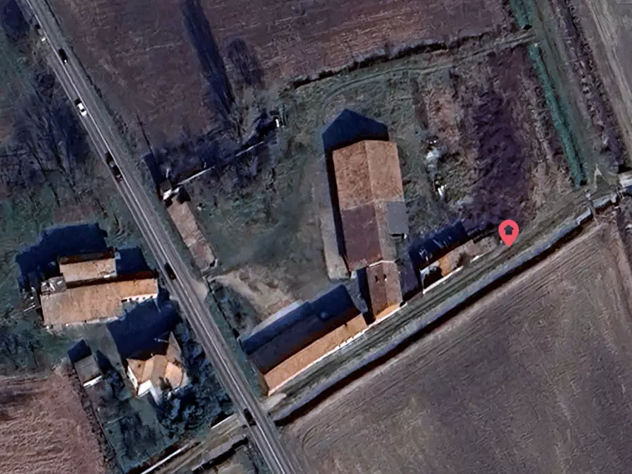 Immagine 4 di Azienda agricola in vendita  a Dorno