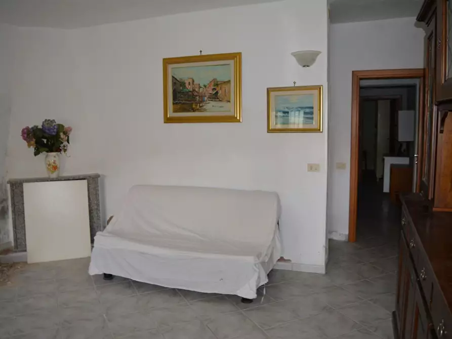 Immagine 4 di Casa indipendente in vendita  a Luogosanto