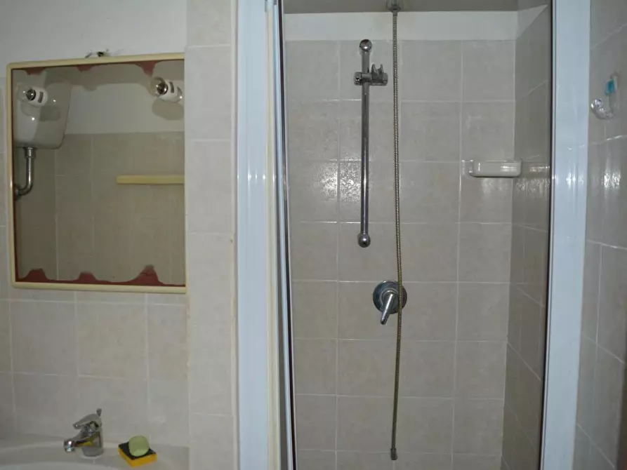 Immagine 15 di Casa indipendente in vendita  a Luogosanto