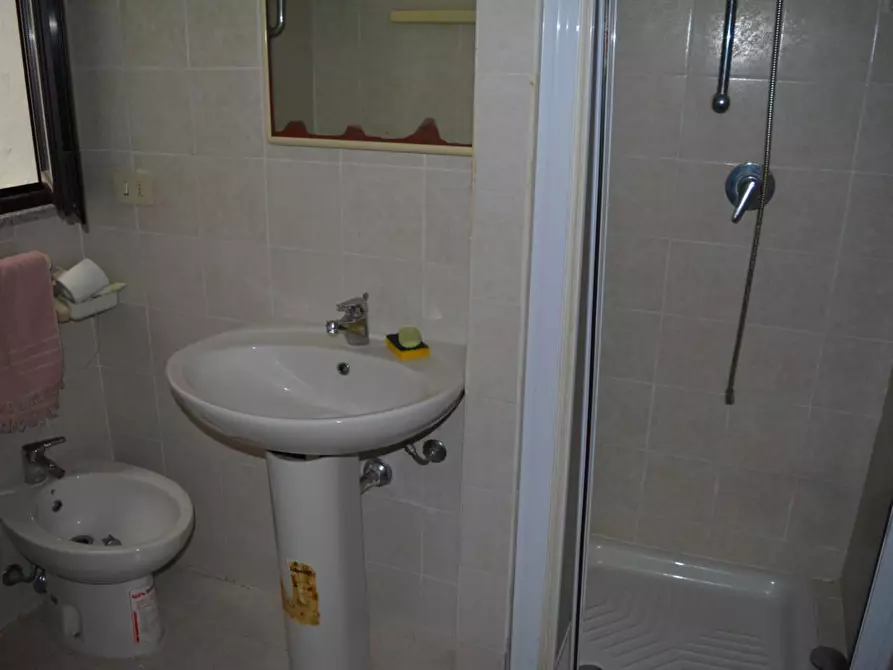 Immagine 12 di Casa indipendente in vendita  a Luogosanto