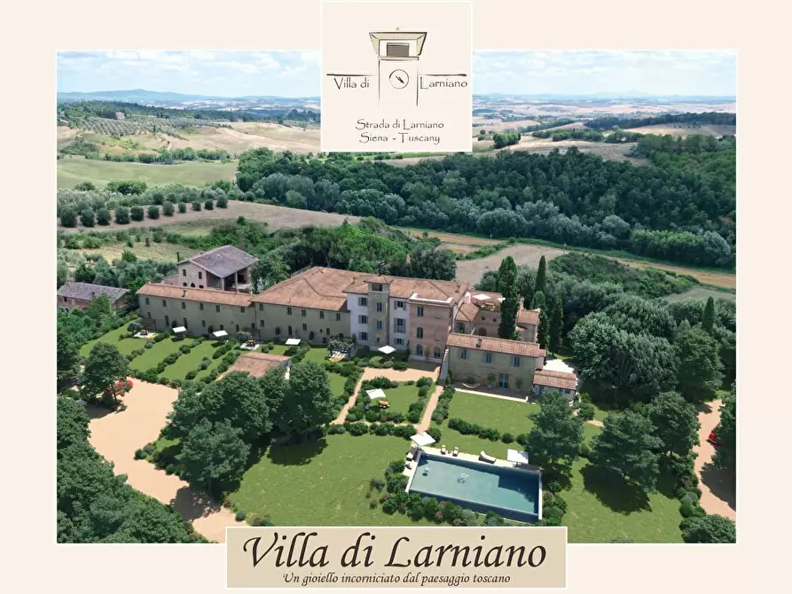 Immagine 12 di Appartamento in vendita  a Siena