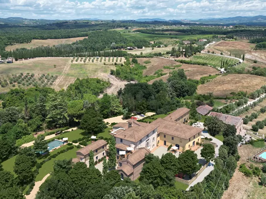 Immagine 6 di Appartamento in vendita  a Siena