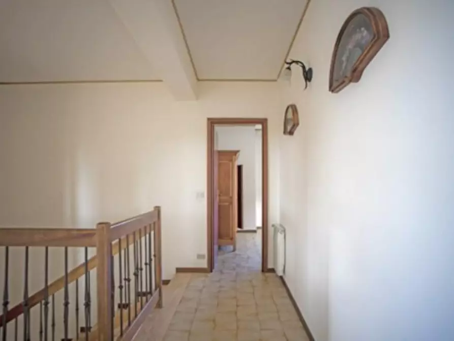 Immagine 23 di Villa in vendita  a Montaione