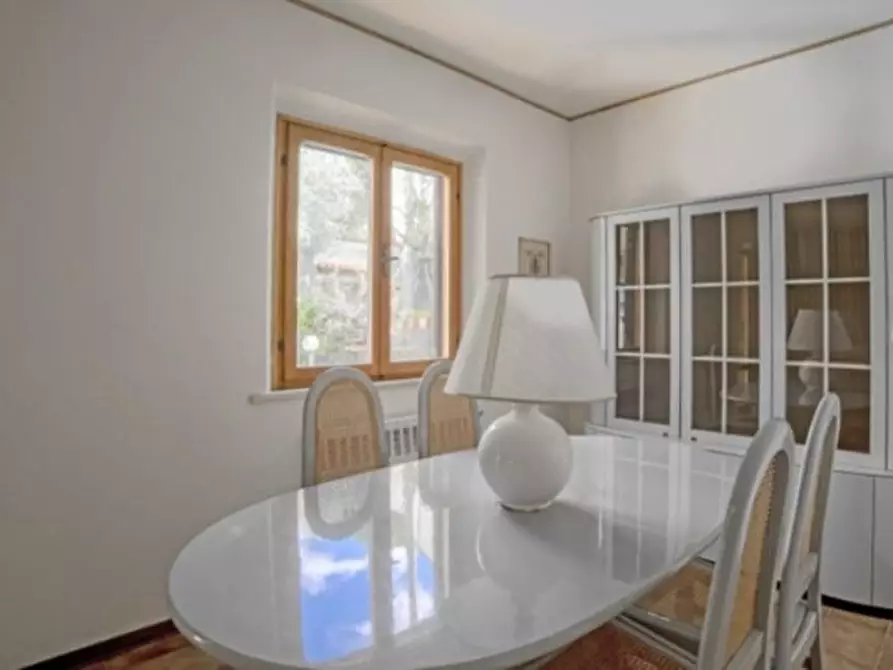 Immagine 9 di Villa in vendita  a Montaione