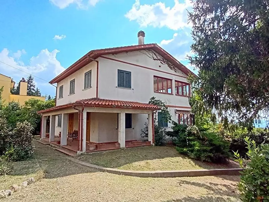 Immagine 38 di Villa in vendita  a Montaione