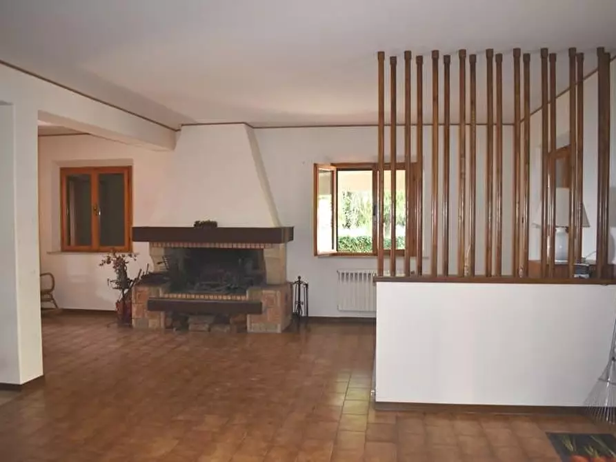 Immagine 13 di Villa in vendita  a Montaione