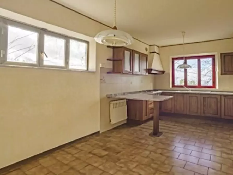 Immagine 14 di Villa in vendita  a Montaione