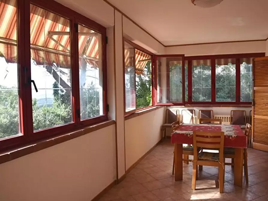 Immagine 15 di Villa in vendita  a Montaione