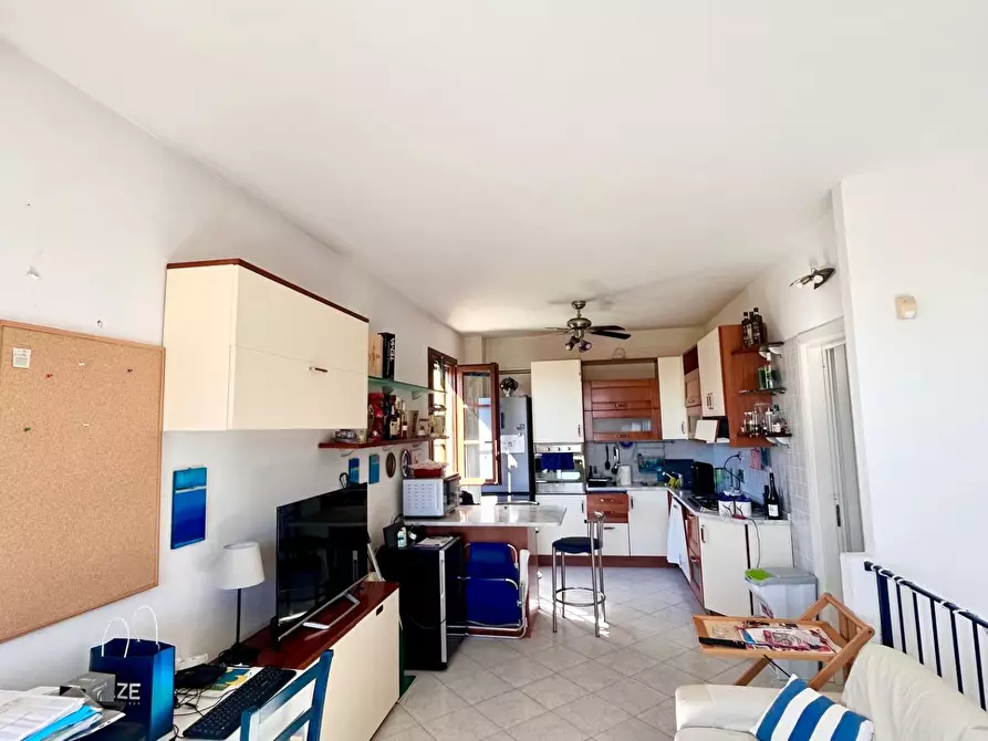 Immagine 5 di Appartamento in vendita  a Pisa