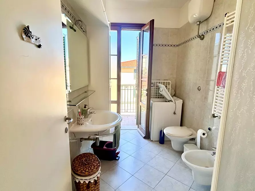 Immagine 10 di Appartamento in vendita  a Pisa