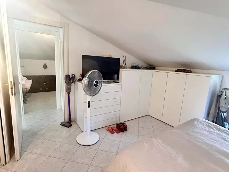 Immagine 15 di Appartamento in vendita  a Pisa