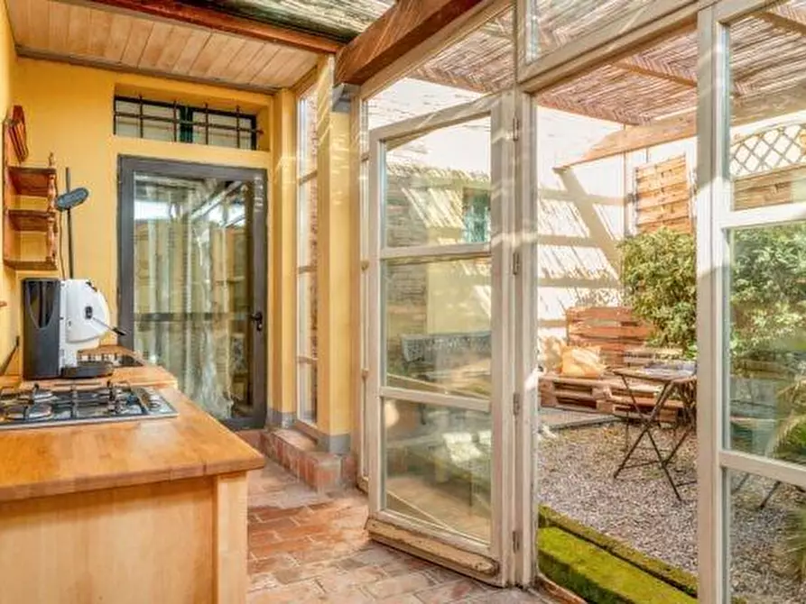 Immagine 4 di Appartamento in affitto  a Pontedera