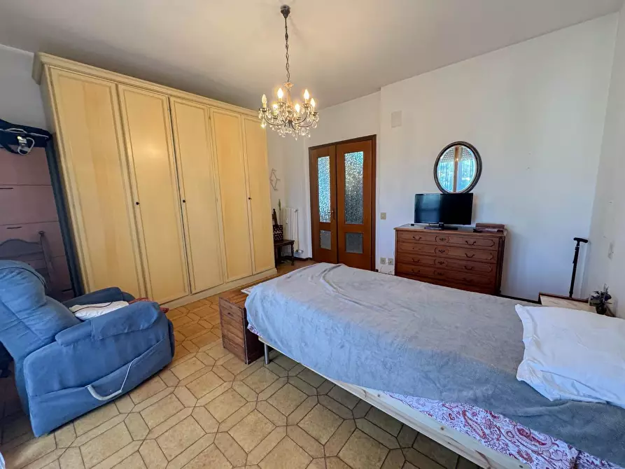 Immagine 22 di Mansarda in vendita  a Pisa