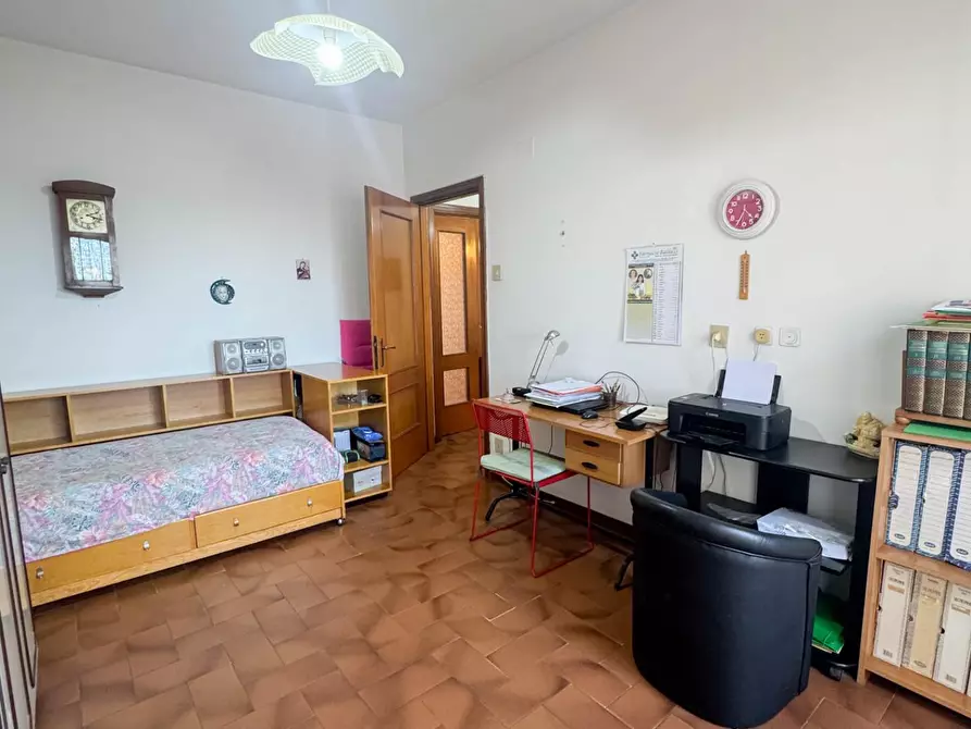 Immagine 25 di Mansarda in vendita  a Pisa