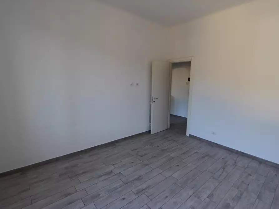 Immagine 10 di Appartamento in vendita  a La Spezia