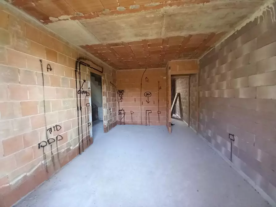 Immagine 15 di Appartamento in vendita  a Pisa