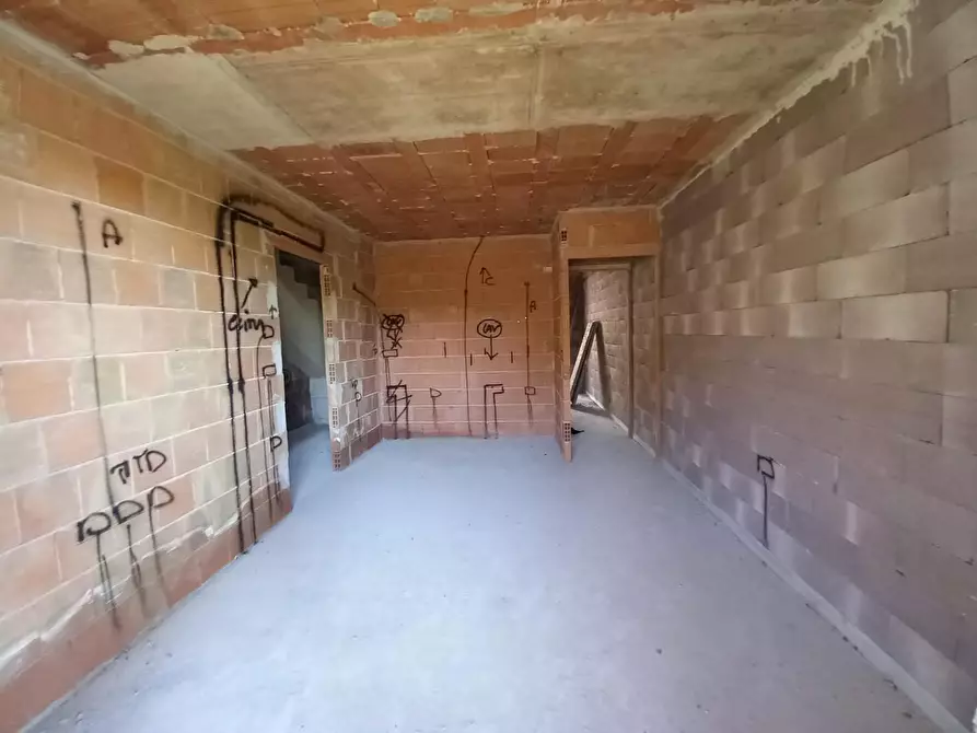 Immagine 13 di Appartamento in vendita  a Pisa