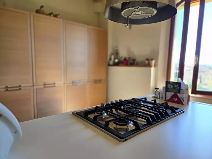 Immagine 2 di Appartamento in vendita  a Siena